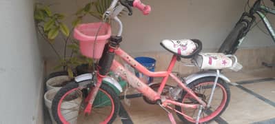 Girl bicycle in good condition and less used