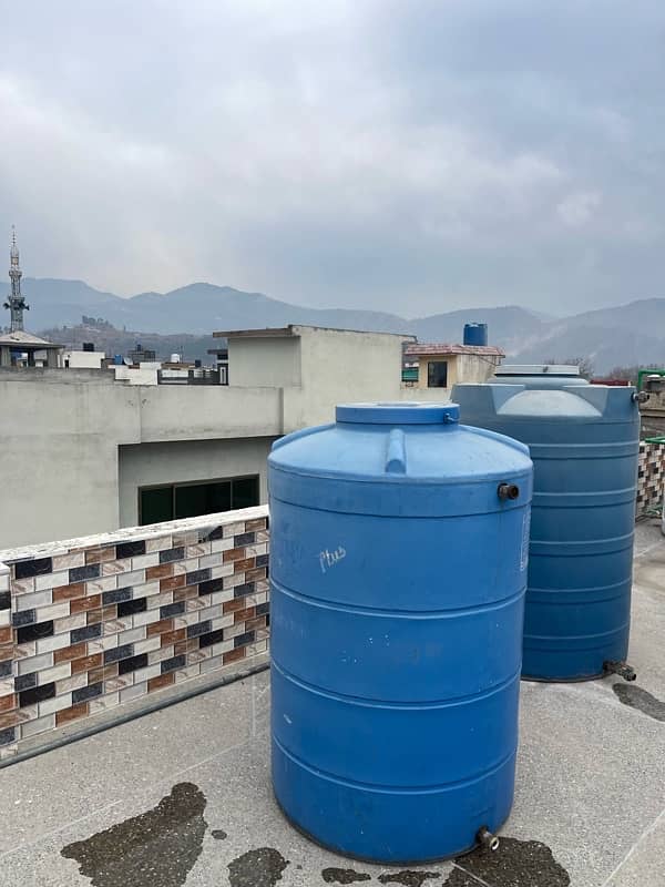 2 x water tanks 3