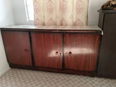 3 door cupboard