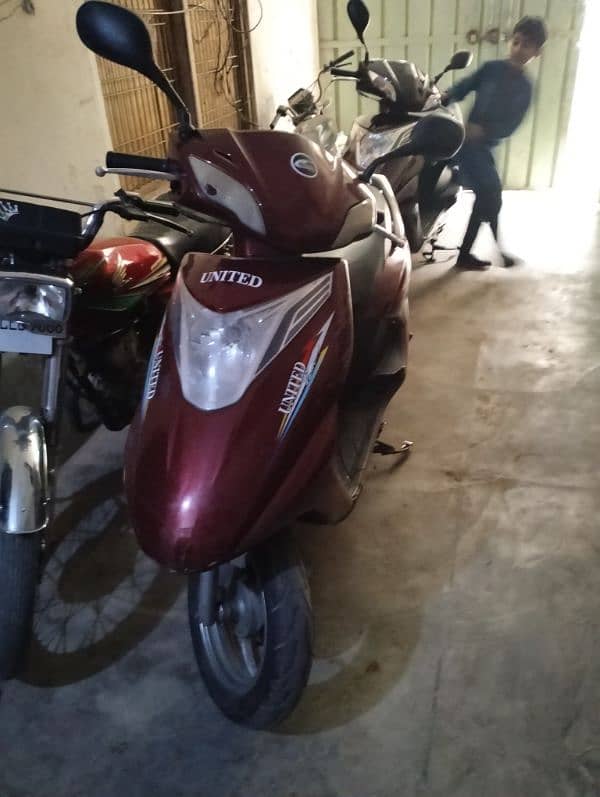 united scooty 100c 1