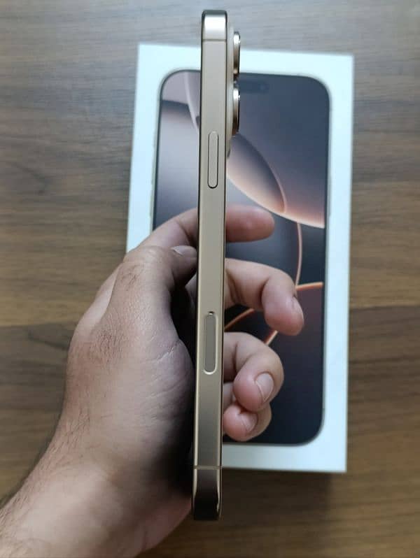 iphone 16 pro max 256gb (Desert Titanium) 4 month SimTime 1