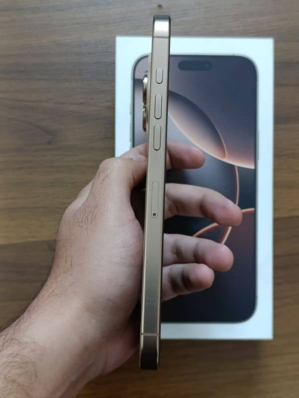 iphone 16 pro max 256gb (Desert Titanium) 4 month SimTime 2