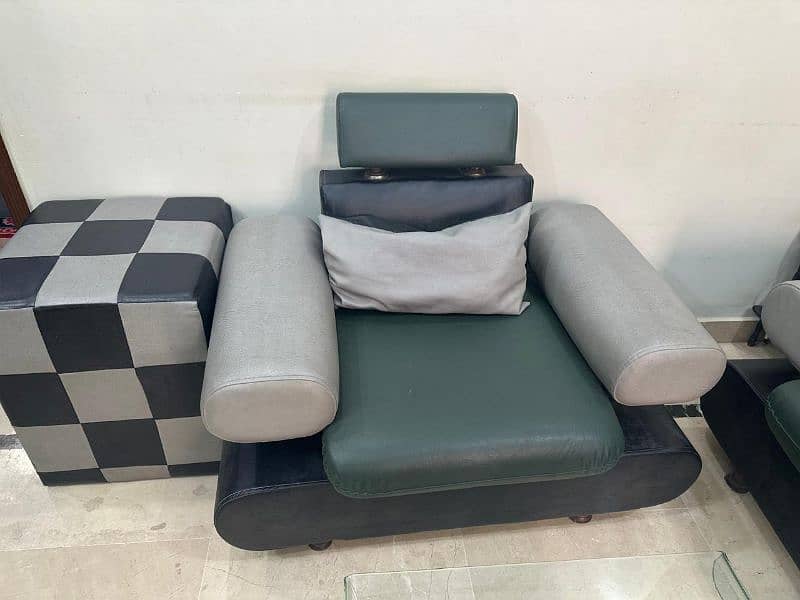 Sofa Set urgent sale 1