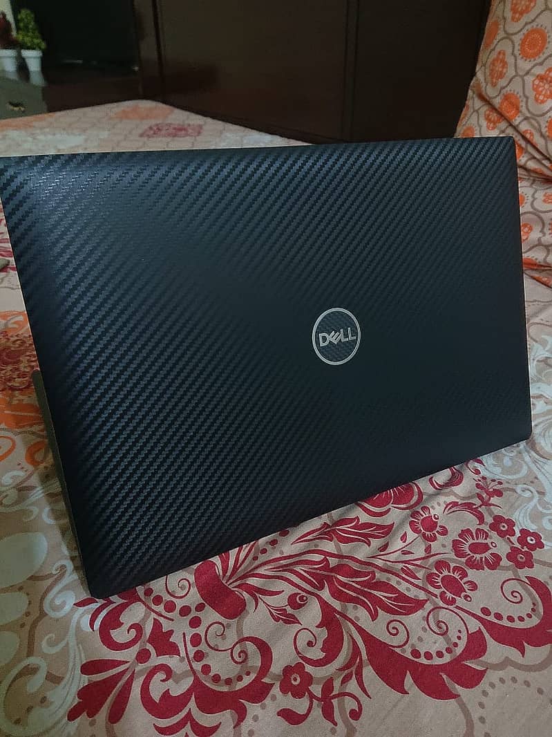 Dell Latitude 7490 – 14” Touchscreen 1