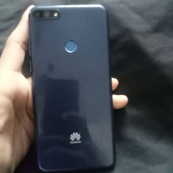 Huawei y7prime lush only black line in screen but screen work properly 3