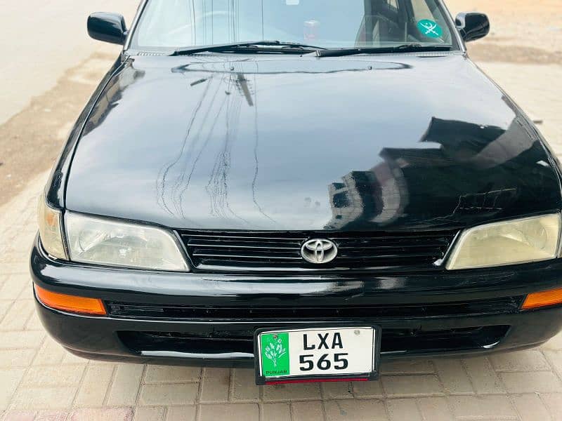 Toyota Corolla XE 1996 Black color 2