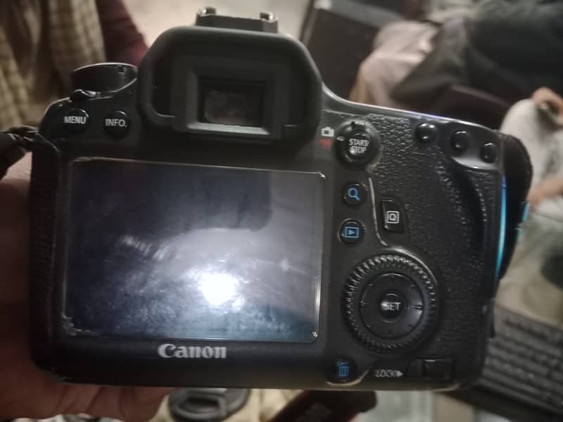 Canon 6D Mark I with Tele Lens 5