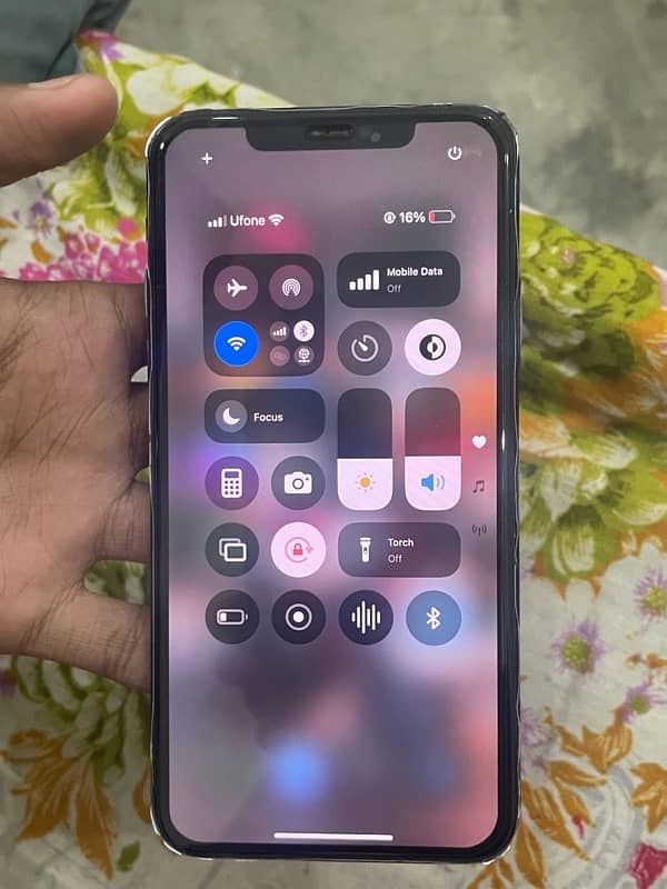 iphone 11 pto max 512GB 10 FACTORY UNLOCK 0