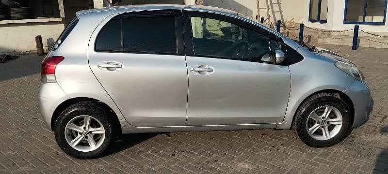 Toyota Vitz 2009 10