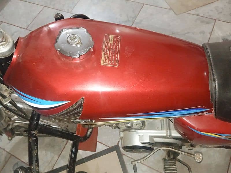 honda 125 . . . . good condition. . . 03115227905 10