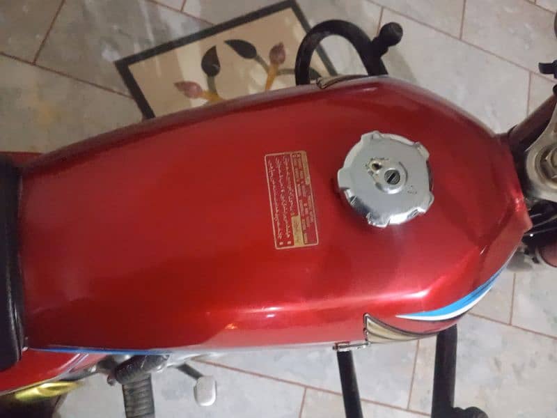 honda 125 . . . . good condition. . . 03115227905 11