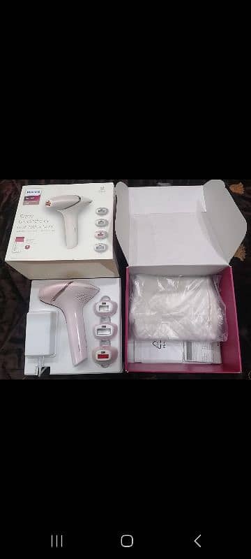 PHILIPS  LUMEA  IPL  HAIR REMOVAL 9000 9