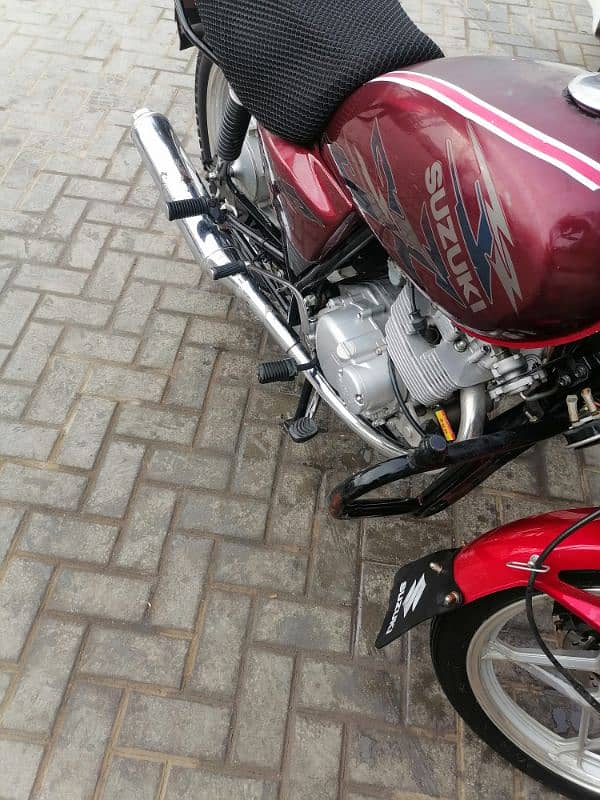 Suzuki GS 150 Lush Condition 10