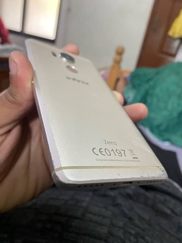 Infinix Zero 4 2