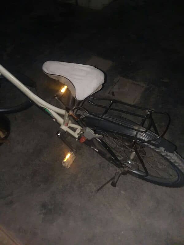 Japanese bicycle in good condition 2