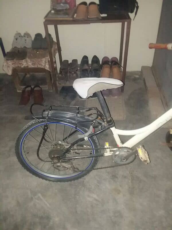 Japanese bicycle in good condition 4