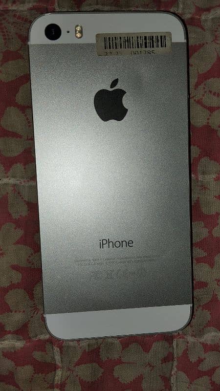 iPhone 5s 32gb Non-pta 3