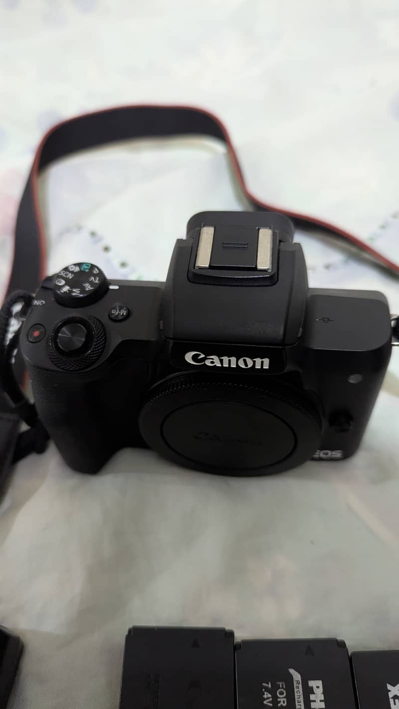 Canon M50 For Sale 10/10 Condition 1