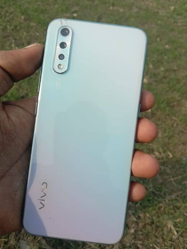 vivo s1 4