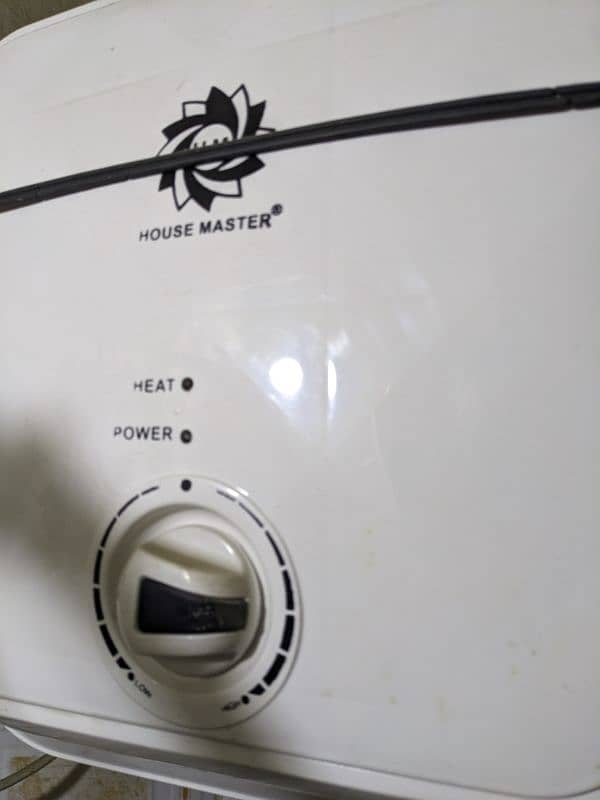 barely used instant water heater 1