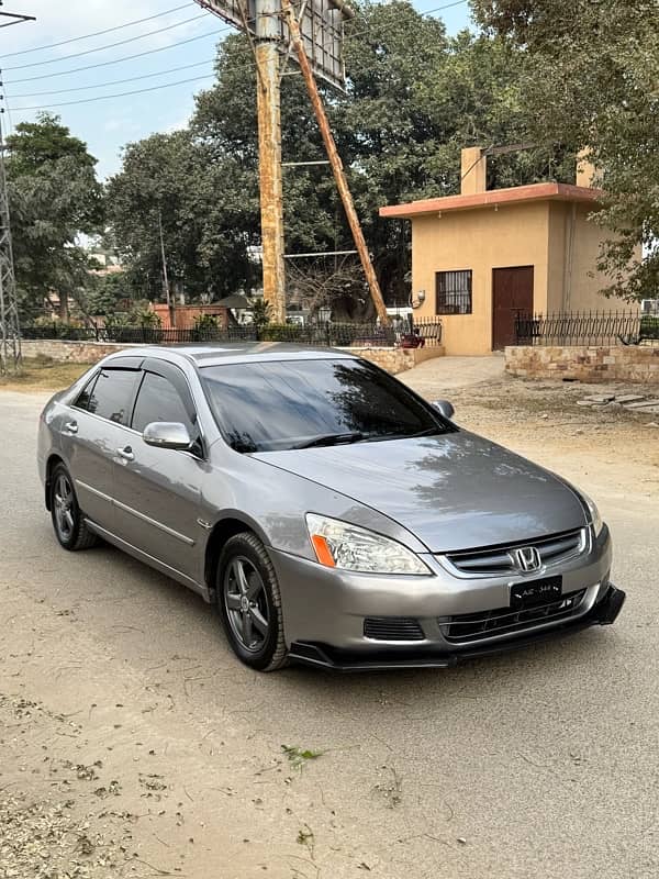 Honda Accord CM5 2