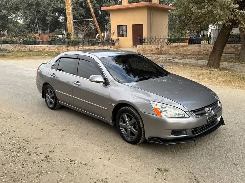 Honda Accord CM5 7