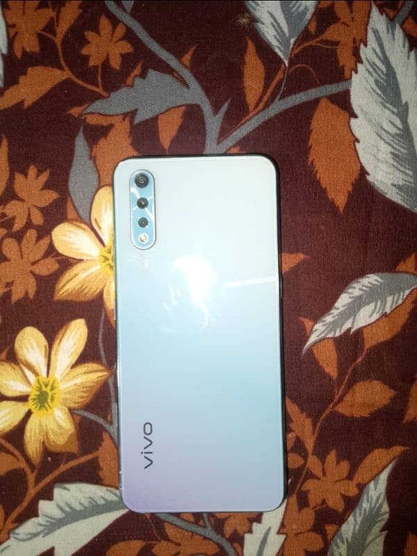 vivo s1 0