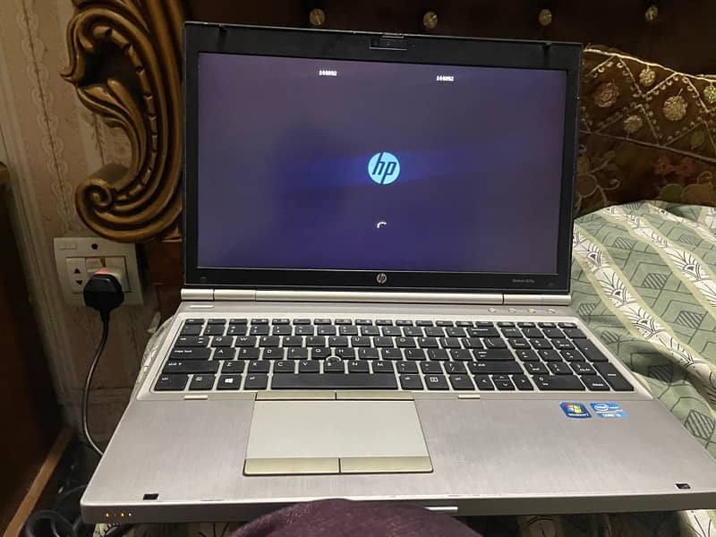 HP ELITEBOOK 8570p FOR SALE IN VERY CHEAP(GOOD CONDITION) 1