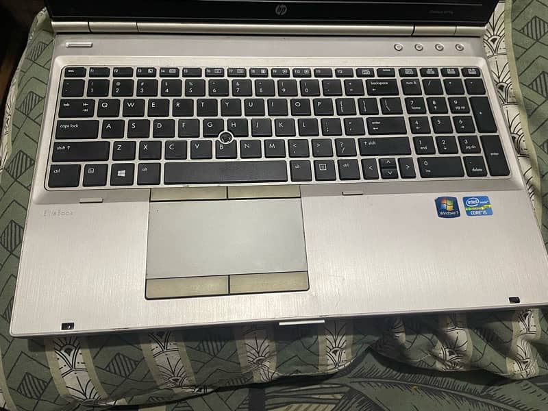 HP ELITEBOOK 8570p FOR SALE IN VERY CHEAP(GOOD CONDITION) 17