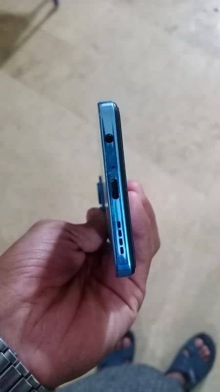 Infinix HOT 40 PRO 1