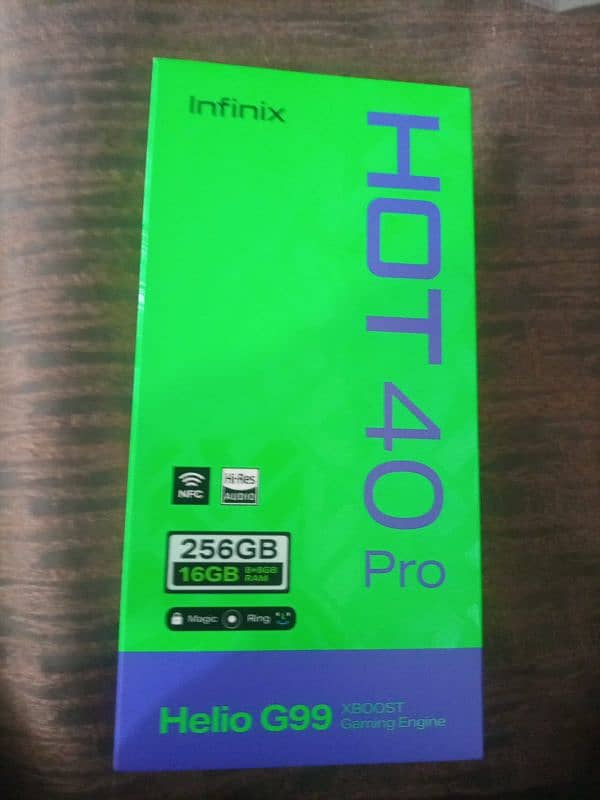 Infinix HOT 40 PRO 9