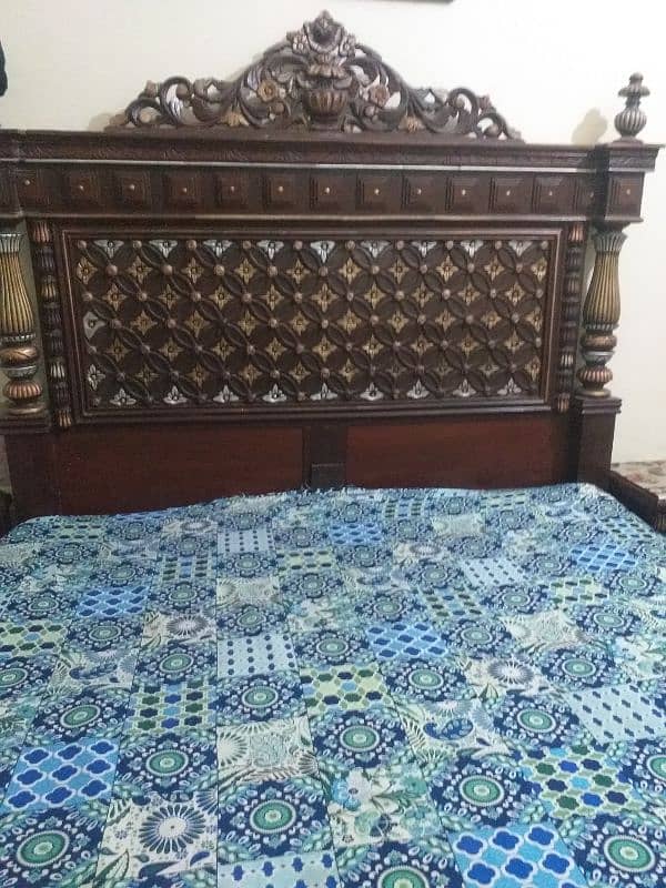 Bed set or Dresing Table 0