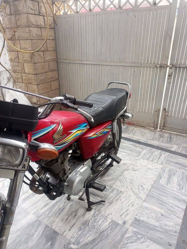 Honda 125 model 2018 lahore registered complete documents 6