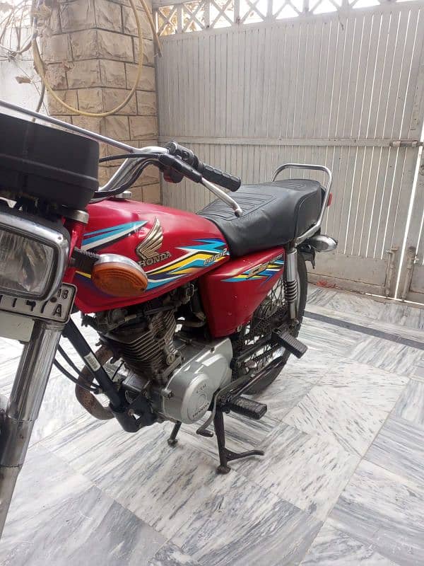 Honda 125 model 2018 lahore registered complete documents 7