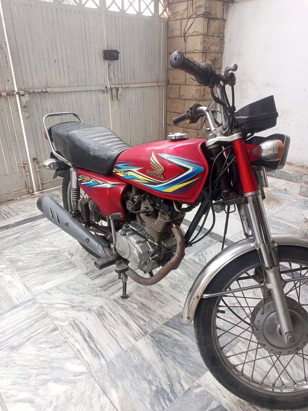 Honda 125 model 2018 lahore registered complete documents 8