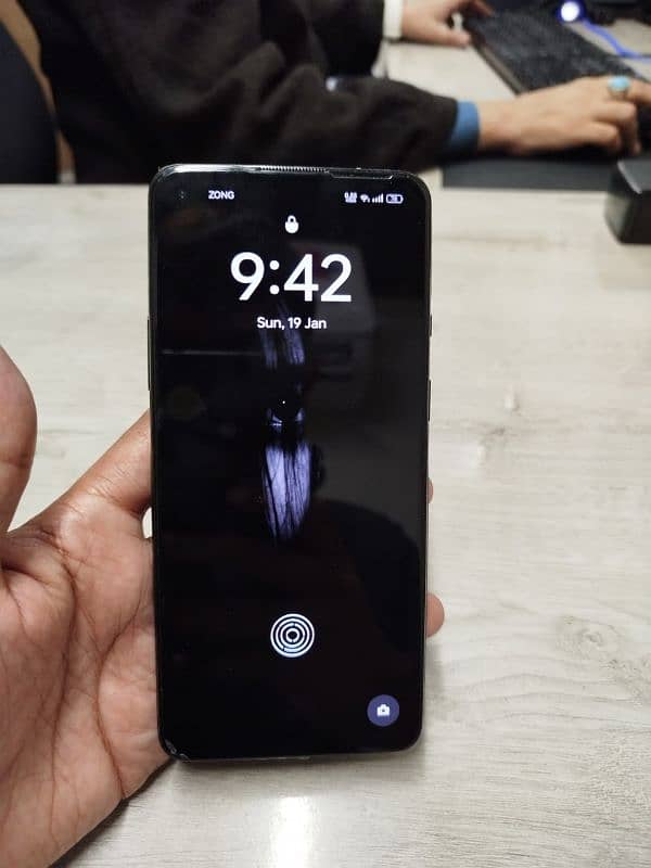 OnePlus 9R 1