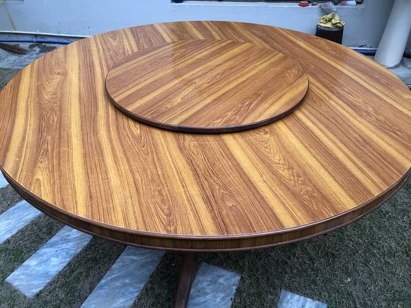 Wooden Round Dinning table with 6Leather seats 3