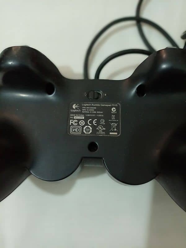 Logitech Rumble GamePad F510 5