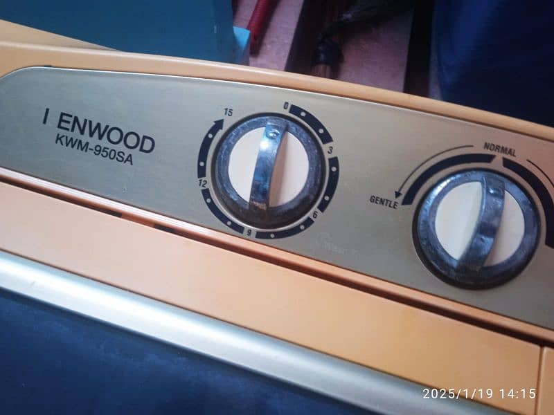 Kenwood washing machine twin tub model number KWM-950SA 1