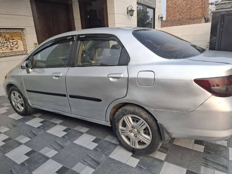 Honda City 2005 4