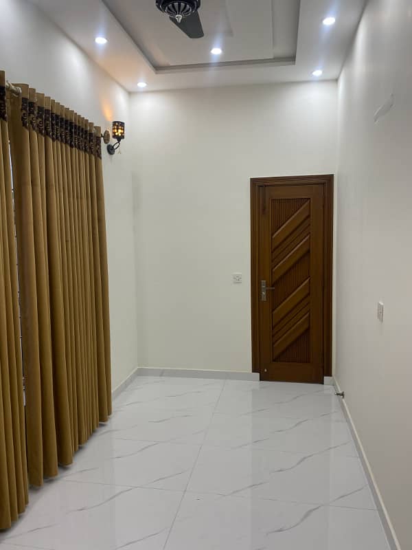 One Kanal House for sale in Jhelum Block Dc colony Gujranwala. 25