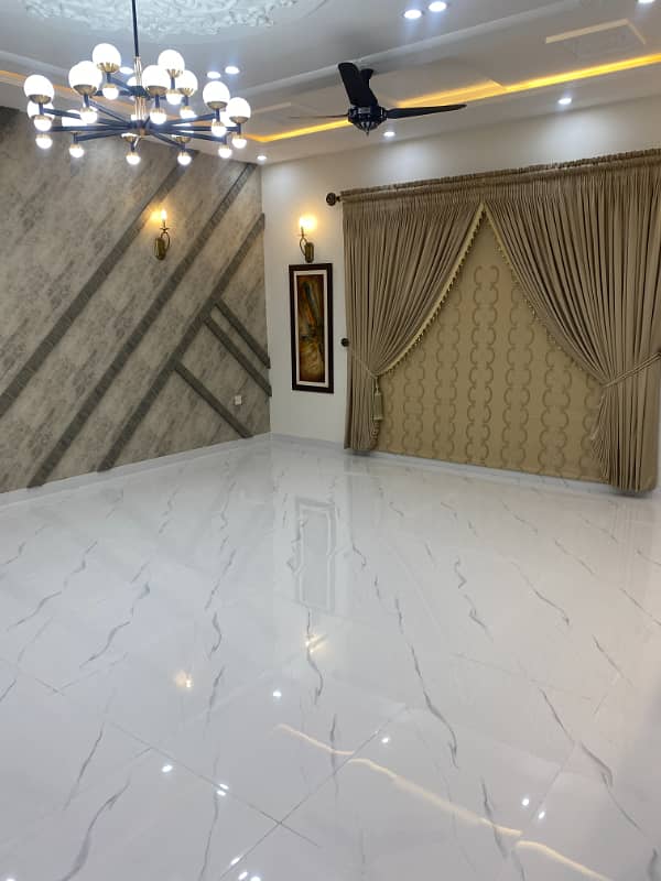 One Kanal House for sale in Jhelum Block Dc colony Gujranwala. 36