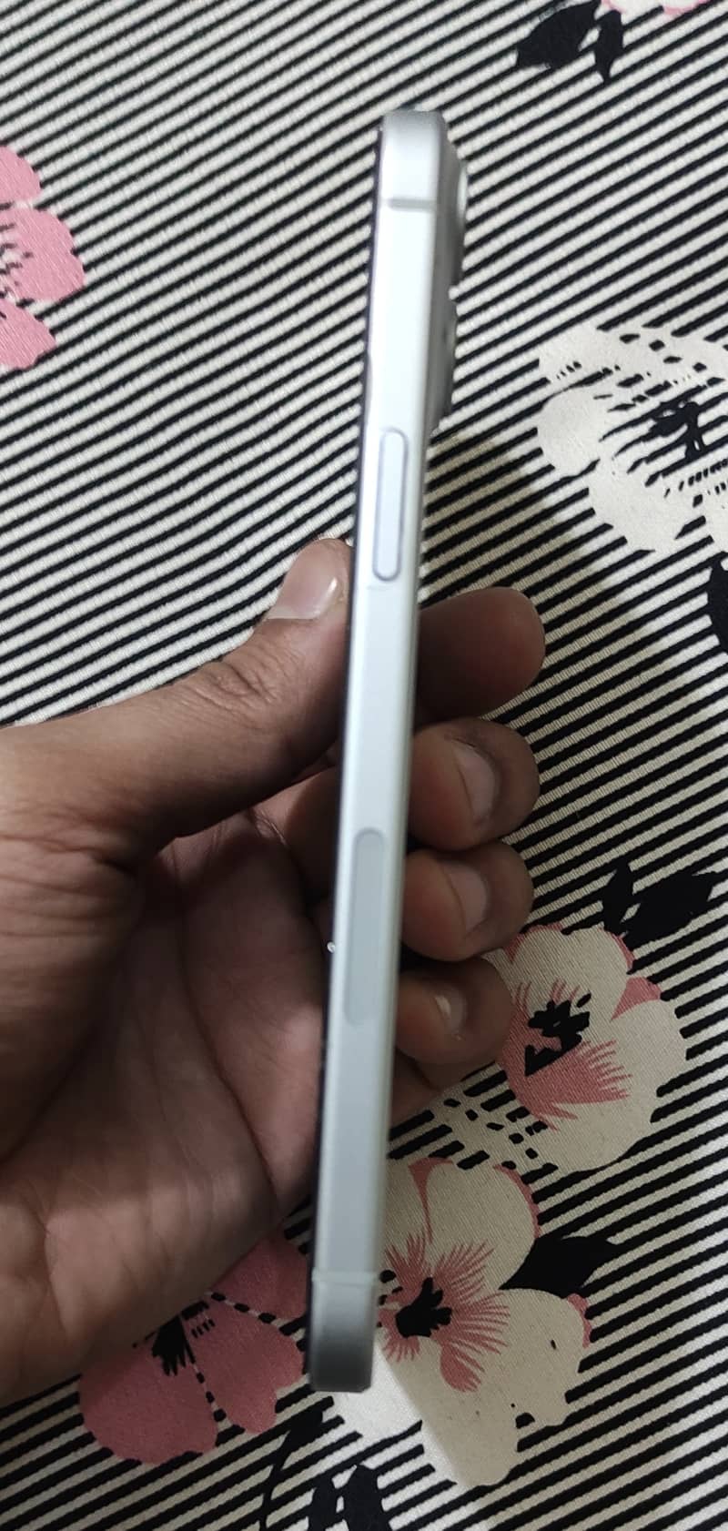 IPhone 15 plus|128 GB|10/10 Mint Condition|White Colour 5