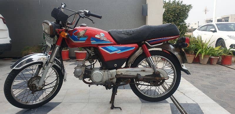 Honda CD 70 3