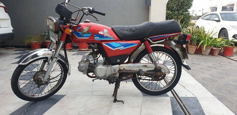 Honda CD 70 4