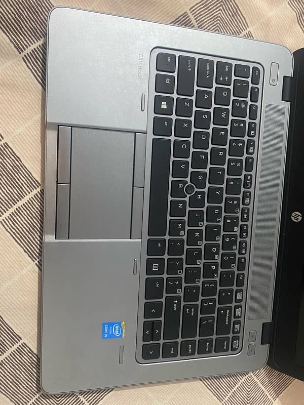 hp laptop 840 core i5 5th generation 2