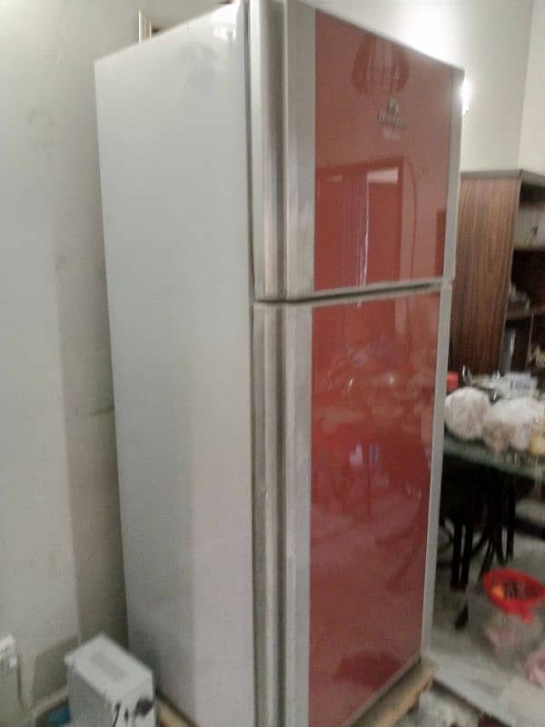 Dawlance refrigerator urgent sale 3