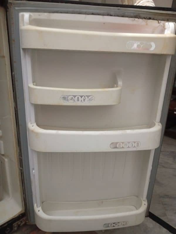 Orient Fridge For Sell 3