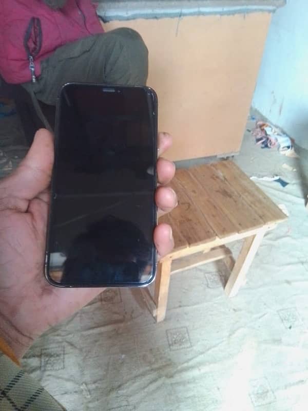 I phone XR 64GB non pta 1