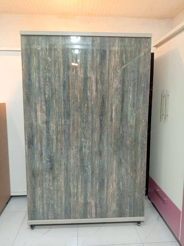 UV 3 door almari/wood work/cupboard/wardrobe for sale/almarih/colorful 0